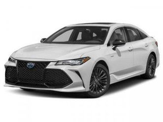used 2019 toyota avalon hybrid xse