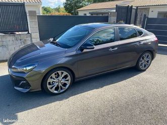 hyundai i30 fastback t-gdi 140cv executive