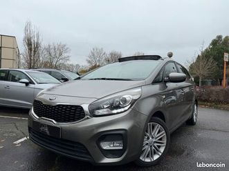 kia carens de dernière génération 1.7 crdi 115 active 7 places