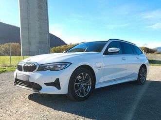 bmw série 3 g81 320e xdrive 204ch m sport line / harmann kardon / siege chauffant / hayon electrique