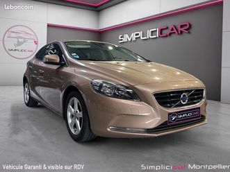volvo v40 t2 momentum 120 ch garantie 12 mois