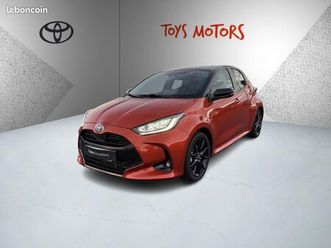 toyota yaris hybride 116h collection pano