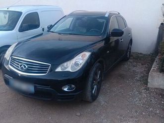 infiniti ex 30d en l'état
