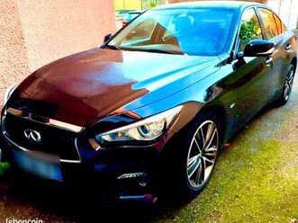 vends infiniti q50