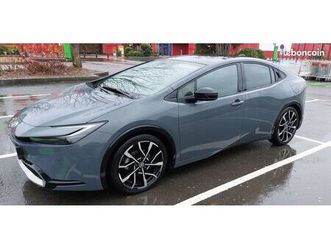 toyota prius 2023 phev 2.0l 223 ch design