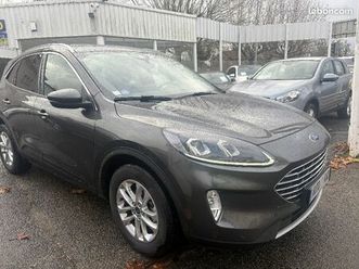 ford kuga 2.5 duratec 190 ch fhev i-awd powershift titanium