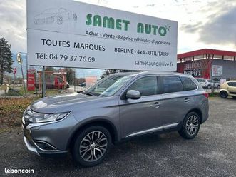 mitsubishi outlander iii 2.2 di-d 150 intense navi 4wd 7 places
