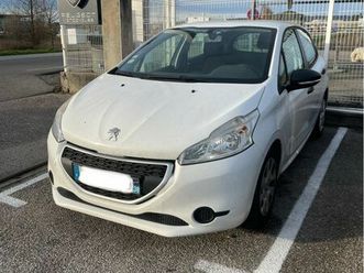 peugeot 208 1.4 société 1ere main révisé