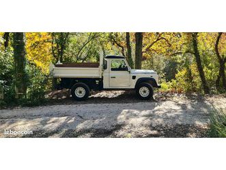 defender 110 td5 avec benne