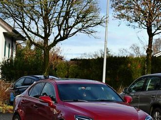 lexus is250 (2011) f-sport competition