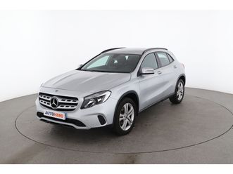 mercedes-benz gla 180 intuition