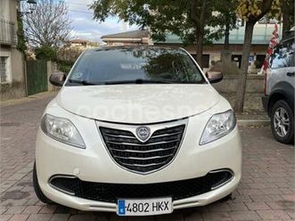lancia ypsilon 1.3 black red multijet ii