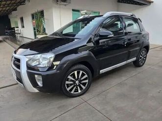 toyota etios cross 1.5 flex 16v 5p mec. 2014