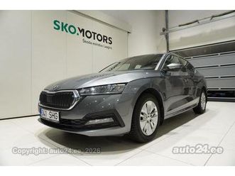 skoda octavia hb ambition 1.5 tsi 110кв