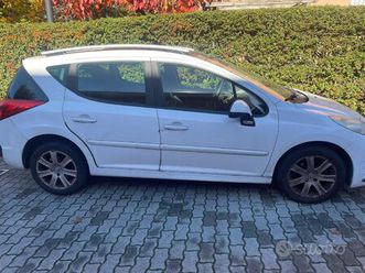 peugeot 207 sw del 2008 161000 km 1.6 88kw