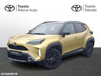 toyota yaris cross hybrid 1.5 adventure 4x4