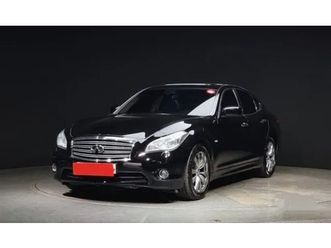 infiniti m 14,900 bgn