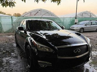 infiniti q70 3.7 30,000 bgn