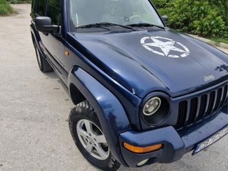 jeep liberty 3.7 211u043aс 9,000 bgn