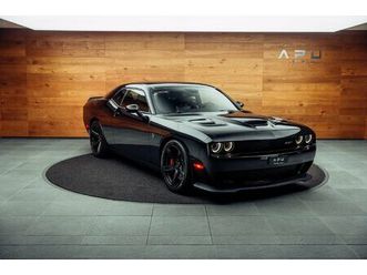 2017 dodge challenger - challenger srt hellcat