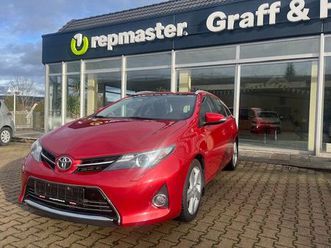 toyota auris touring sports executive 2.0 diesel