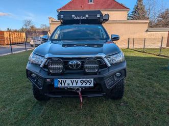 toyota hilux double cab 2.8 comfort automatik