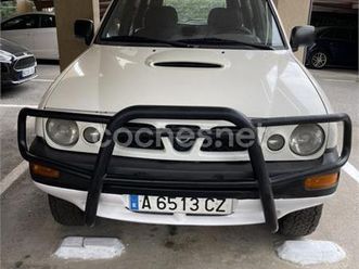 nissan terrano ii 2.7 tdi sr