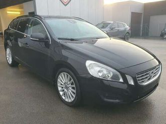 v60 2.0 d3°euro5 °cuir°gps°pdc°