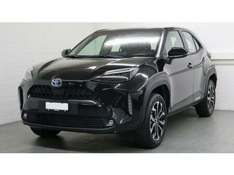 toyota yaris cross 1.5 vvt-i hsd trend awd-i: réserver un essai sur route !