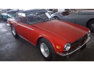 1975 triumph tr6 rouge manuel, 4 vitesses conduite à gauc...
