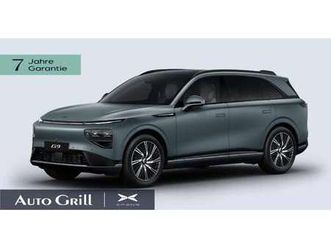 2025 awd performance ahk premiumpaket pano