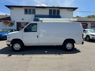 ★★★ 2013 ford e-250 cargo van / 92k / nice shelving in cargo area ★★
