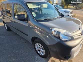 kangoo maxi 110ch boite 6 à debattre