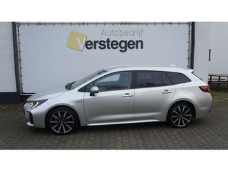 suzuki swace 1.8 hybrid style