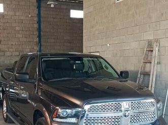 ram 1500 laramie v8 2016
