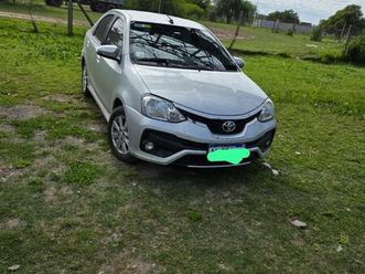 toyota etios 1.5 xls