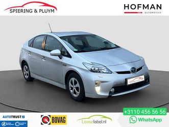 toyota prius 1.8 plug-in executive business | leder | jbl | phev |