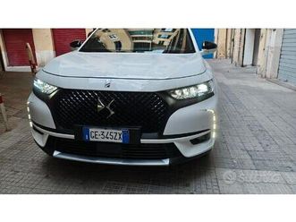ds 7 crossback e-tense 4x4 plug in 300cv