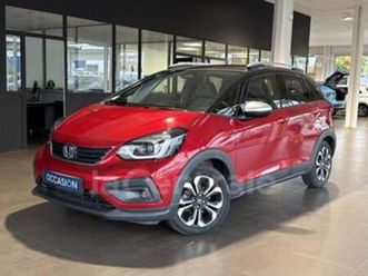 iv crosstar 1.5 i-mmd exclusive at