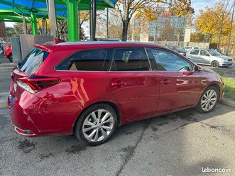 toyota auris touring sports executive 136cv toutes options/