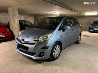 toyota verso s 1.4d-4d 90 ch 5 cv dynamic pack gps intégré toit panoramique caméra de recul kit bluetooth