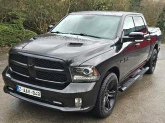② dodge ram 5.7 hemi 2017 / 195.000 km / excellent état — dodge — 2ememain