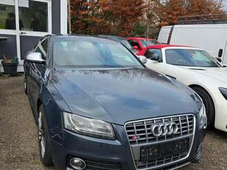 4.2 v8 ambiente quattro tiptronic ufficiale audi