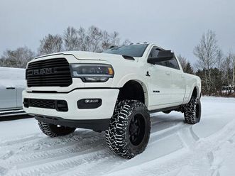 ram 2500 2022 laramie 4x4 crew cab 6'4 box