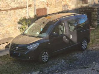 dokker 1.5 dci laureate 90cv