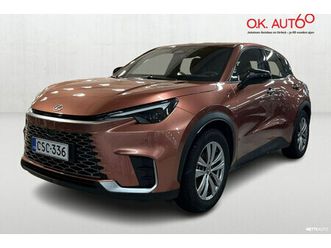 200h launch edition relax awd