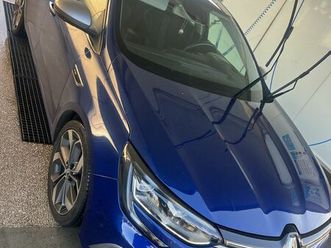 renault mégane 1.2 tce gt line edc j18