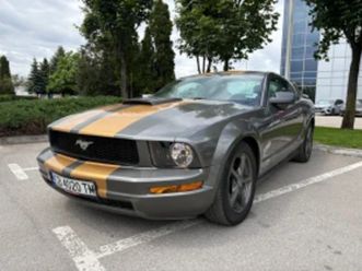 ford mustang 4.0i v6 ≫ 2005 • 20 999 лв. • id