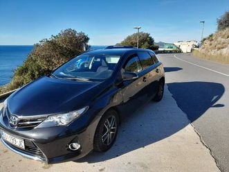 toyota auris 1,4 d-4d, 2014 god.