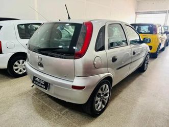 hatchback 1.8 mpfi 8v 102cv 5p